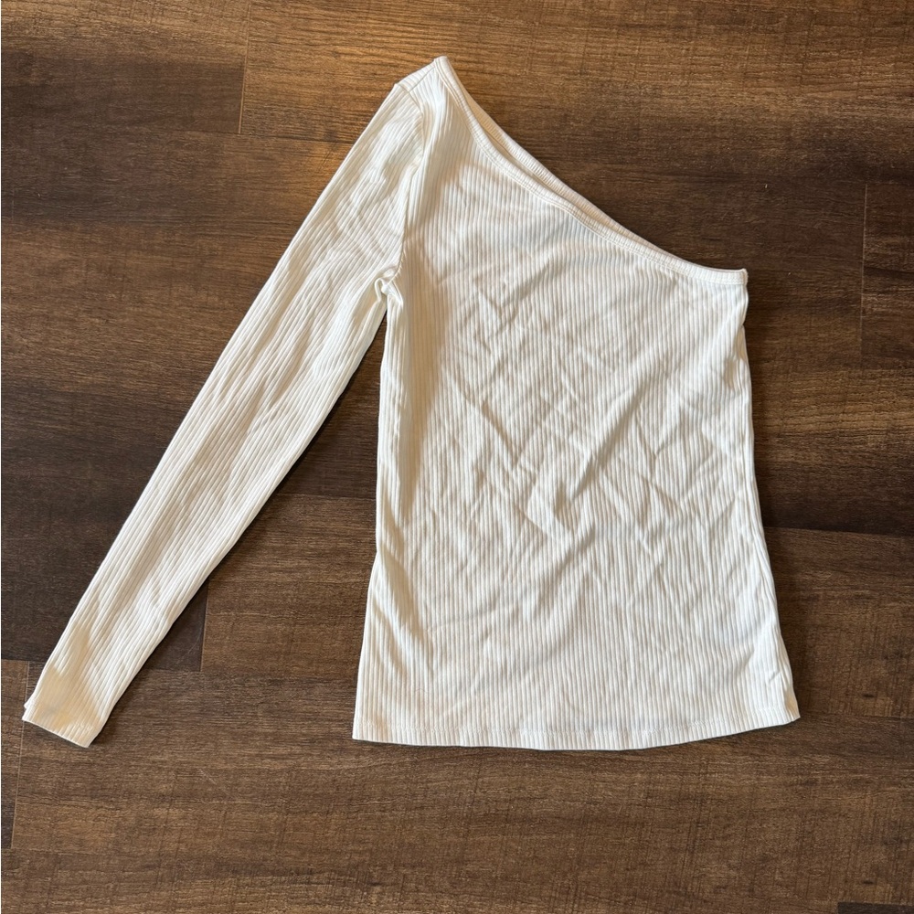Old Navy - one shoulder top - Size S. New without tags